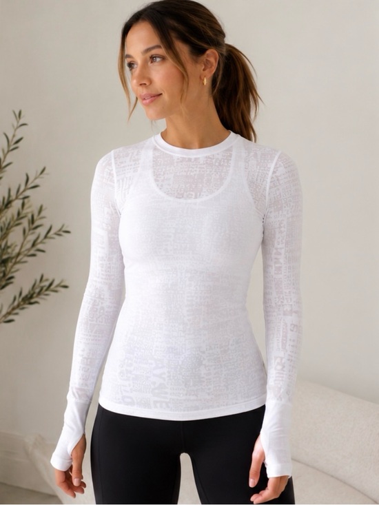 lululemon athletica Tops - Lululemon Manifesto Long Sleeve White Thumbhole Tee Size 6